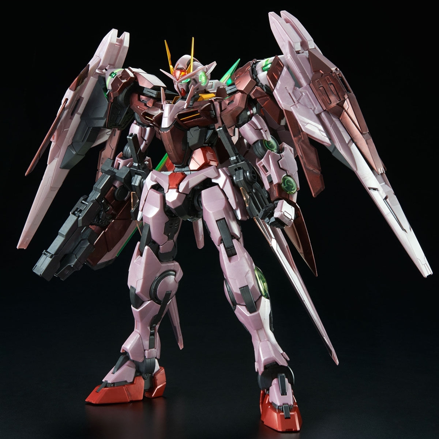 LEDユニットの発光演出を堪能できる！「PG ガンダムエクシア