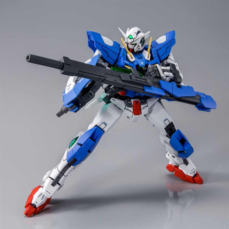 RG ガンダムエクシア リペアIII」＆「MG ダブルオークアンタフル