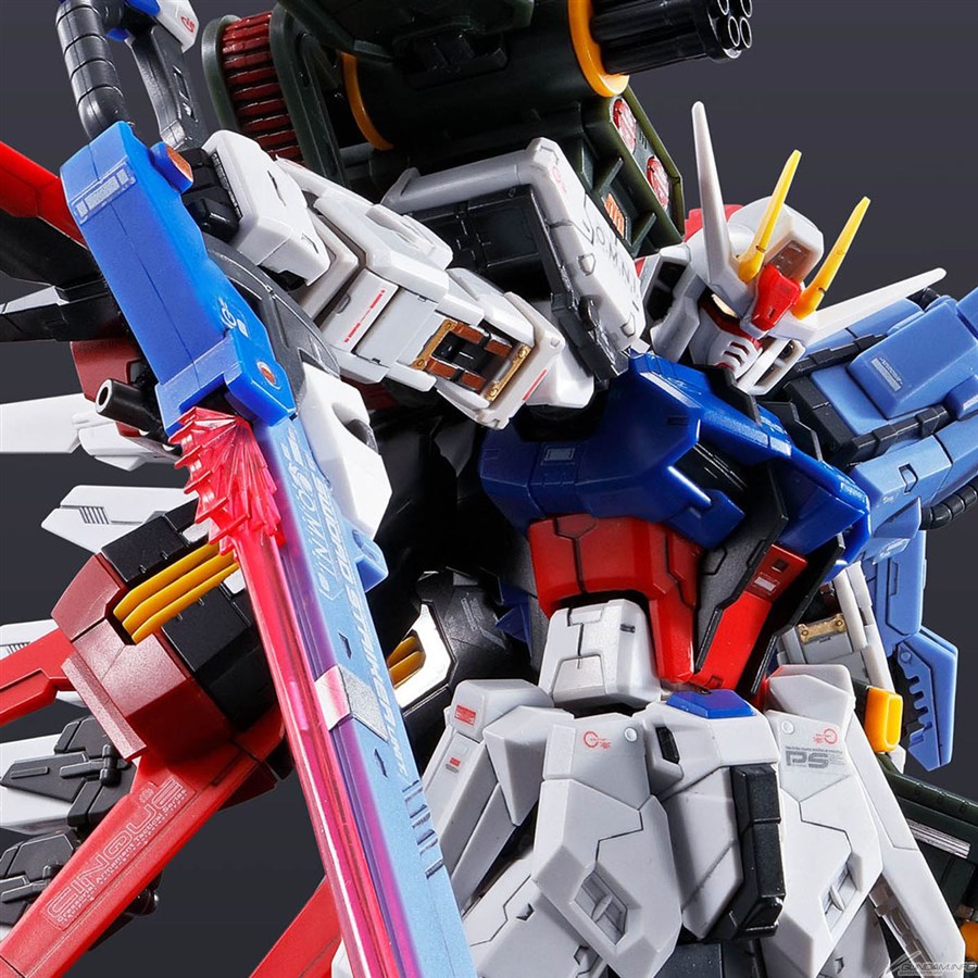 RG パーフェクトストライクガンダム＆PG ユニコーンガンダム3号機