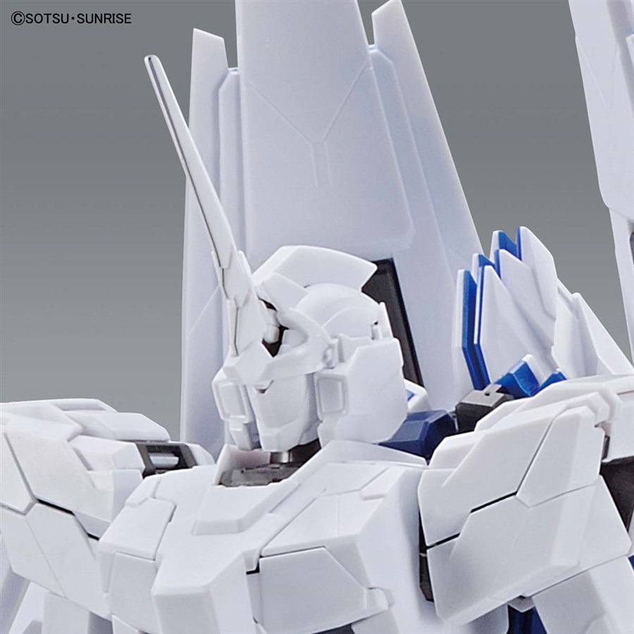 ガンダムベース限定ガンプラ「MG ユニコーンガンダム ペルフェクティ