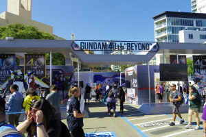 野外のガンダム40周年ブースも大賑わい！
