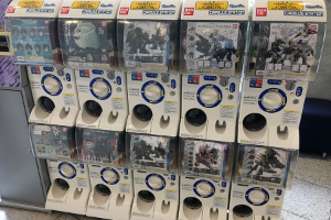 人気のラインナップを取りそろえたガシャポンコーナー！