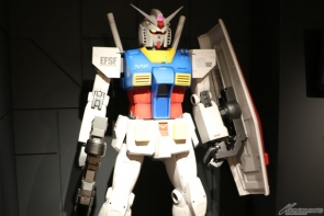 The Origin の魅力を紹介する本格的なアート展 開幕 機動戦士ガンダム The Origin展 レポート Gundam Info