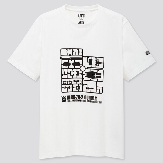 Uniqlo ガンプラ40周年 ユニクロ ガンプラ特典付きut 本日より販売開始 オリジナルガンプラも Gundam Info Uniqlo ガンプラ40周年 ユニクロ ガンプラ特典付きut 本日より販売開始 オリジナルガンプラも Gundam Info
