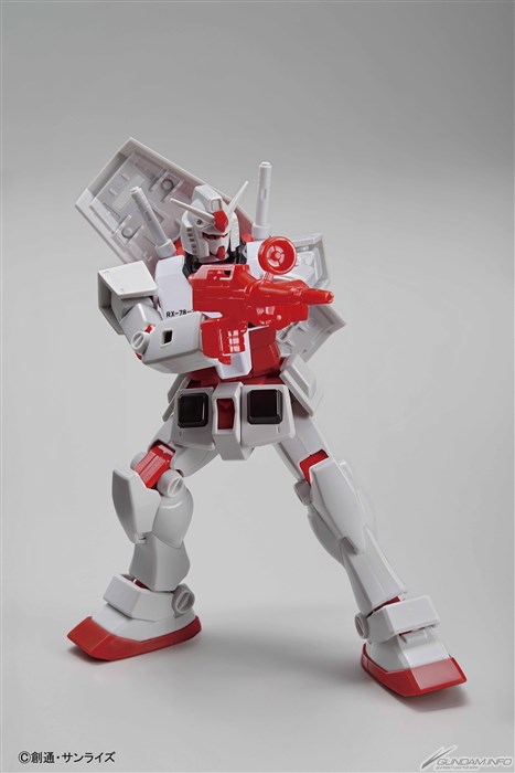 Uniqlo ガンプラ40周年 ユニクロ ガンプラ特典付きut 本日より販売開始 オリジナルガンプラも Gundam Info Uniqlo ガンプラ40周年 ユニクロ ガンプラ特典付きut 本日より販売開始 オリジナルガンプラも Gundam Info