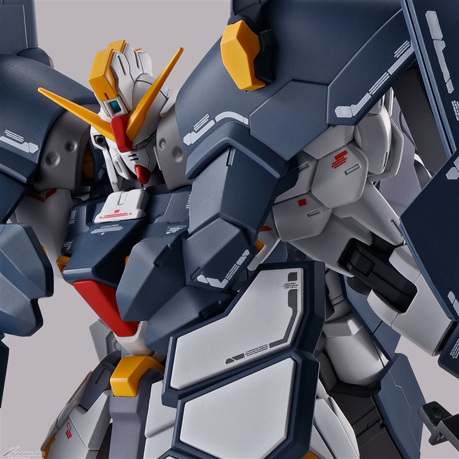 Mg ガンダムサンドロック Ew アーマディロ装備 本日13時より予約受付開始 各種武装類が付属 Gundam Info