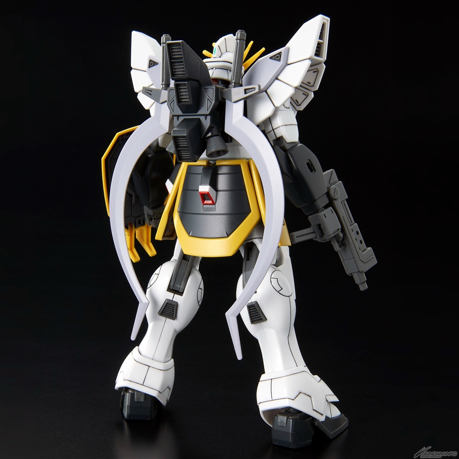 HG「ガンダムサンドロック改」と「ヴァイエイト&メリクリウス」本日13