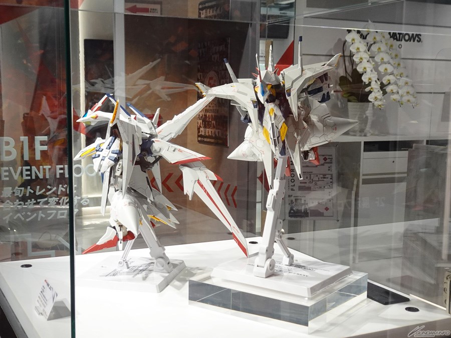 TAMASHII NATIONS TOKYOにて好評開催中！「『閃光のハサウェイ