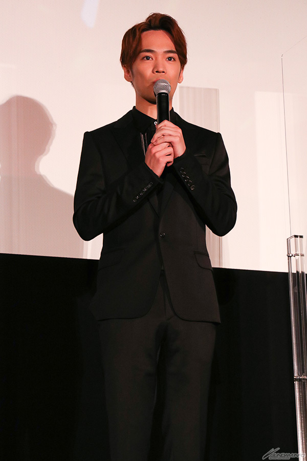 やっちゃいなよ の秘密が明らかに 小野賢章ら登壇の 機動戦士ガンダム 閃光のハサウェイ 大ヒット御礼舞台挨拶レポート Gundam Info やっちゃいなよ の秘密が明らかに 小野賢章ら登壇の 機動戦士ガンダム 閃光のハサウェイ 大ヒット御礼舞台挨拶レポート Gundam Info