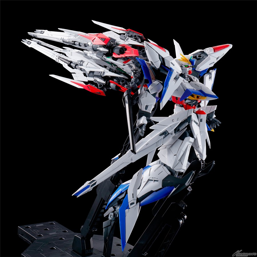 「MG エクリプスガンダム用 マニューバストライカーパック」本日より2次予約受付スタート!