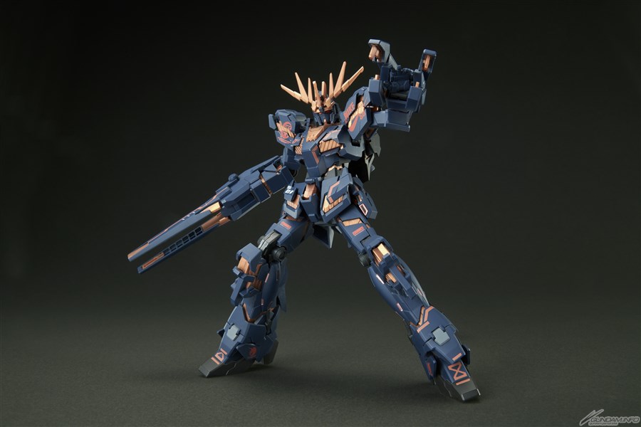 ＨＧ 1/144 ユニコーンガンダム（デストロイモード） Ver.NIKE SB