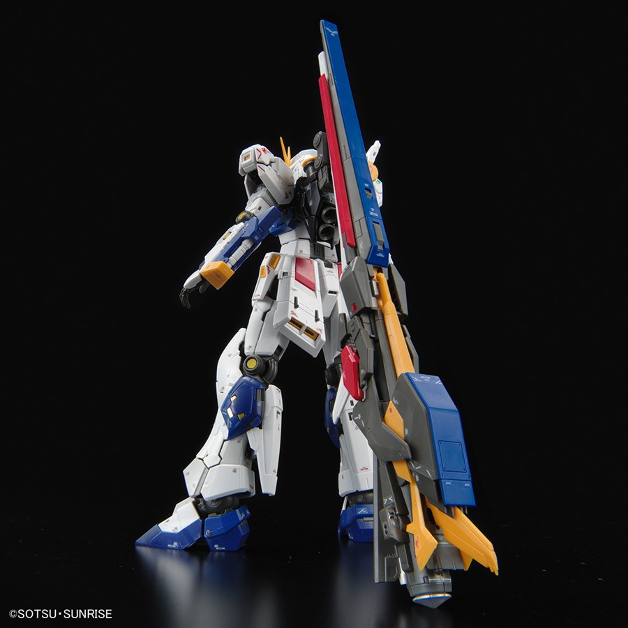 ガンダムパーク福岡「GUNDAM SIDE-F」RX-93ff νガンダムが宇宙を駆け ...