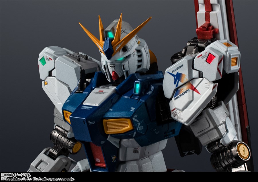 １０月２５日までの出品　超合金　RX-93FF νガンダム　福岡νガンダム立像