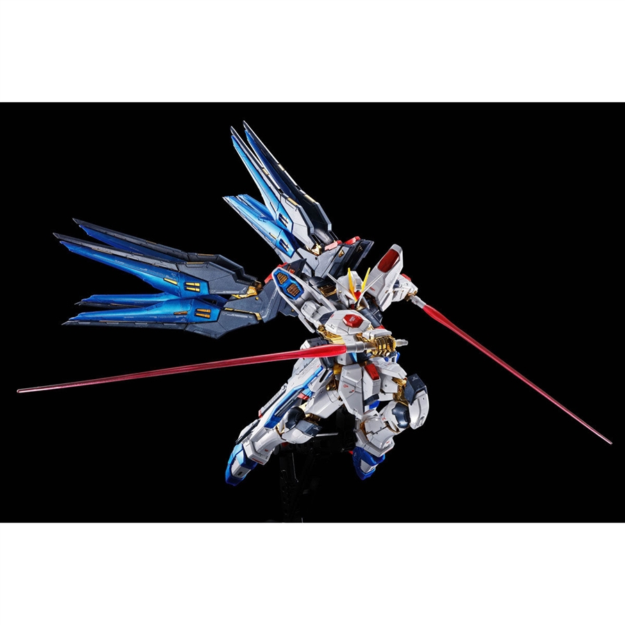 1/144 RG ZGMF-X20A ストライクフリーダムガンダム（機動戦士ガンダムSEED DESTINY） | バンダイスピリッツ | B RG  ストライクフリーダムガンダム | Joshin webショップ 通販