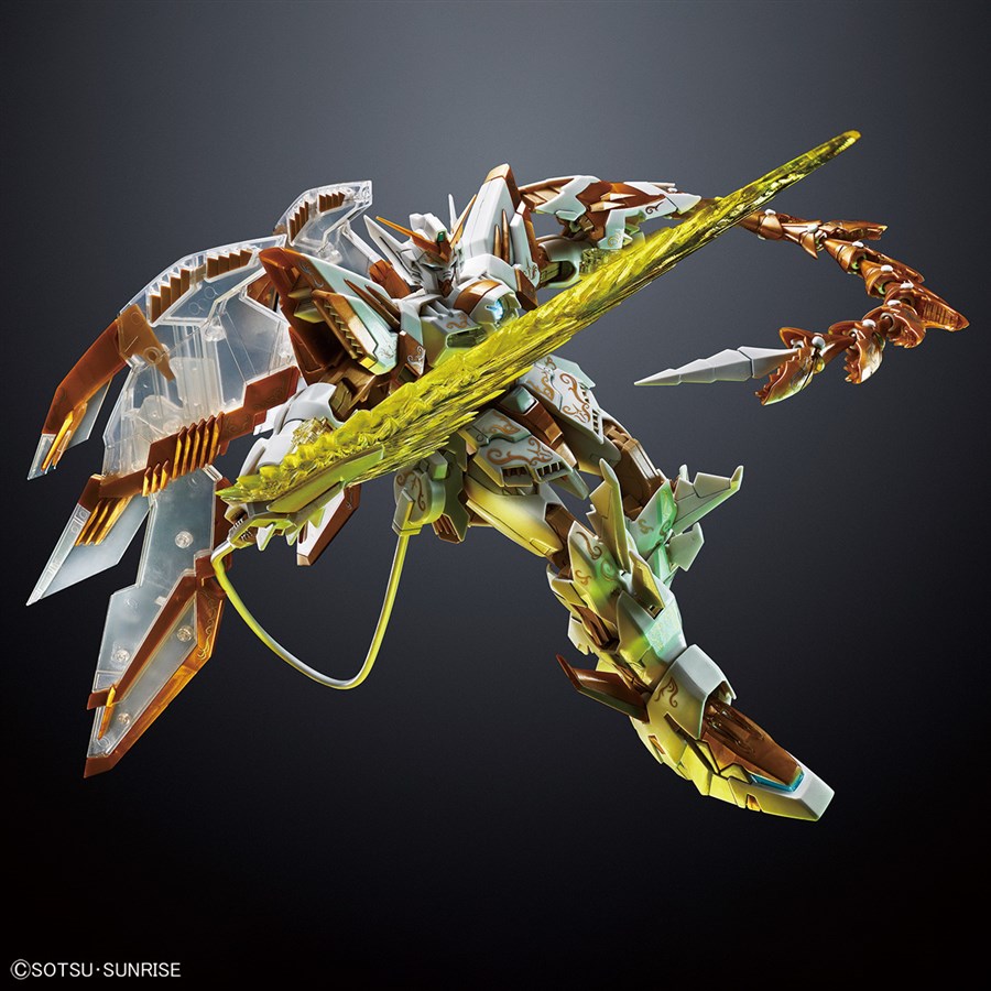 MG「ガンダムエピオンEW」「ウイングガンダムゼロEW」の“CROSS